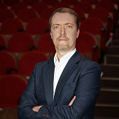 Аркадий Зинов